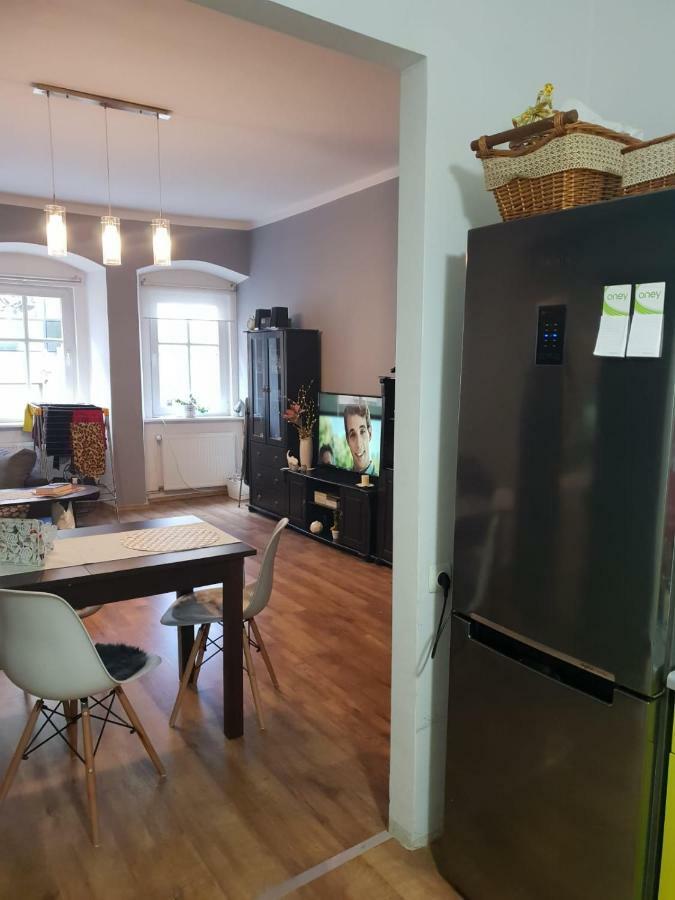 Апартаменты Apartament Danusia Еленя-Гура Экстерьер фото